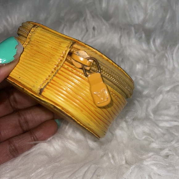 Louis Vuitton Epi Ecrin 8 Bijoux Jewelry Case in yellow GUC - Picture 5 of 11